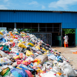 Chocxo Goes Plastic Neutral to Help Fight Plastic Waste