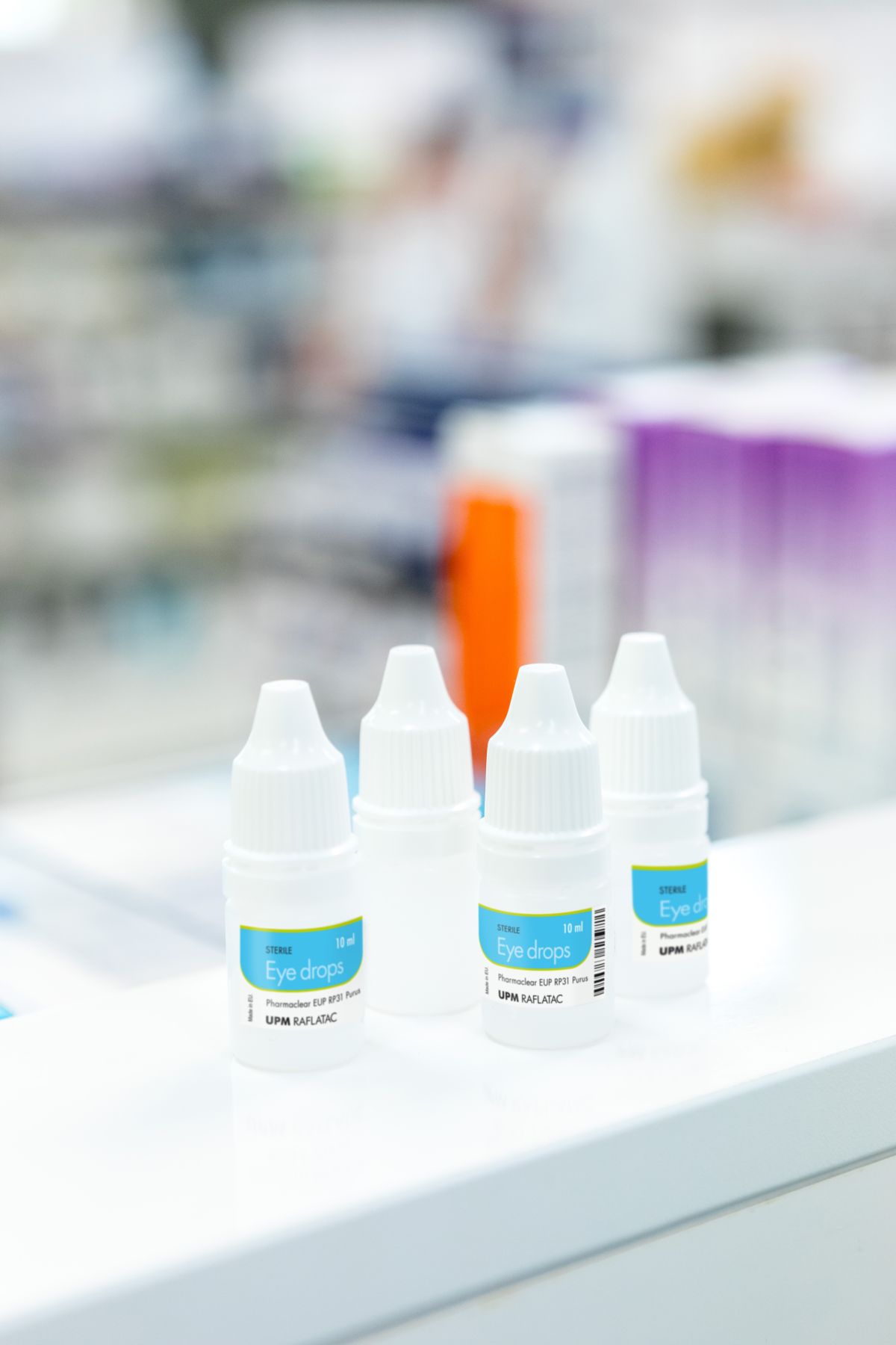 Migration safe pharmaceutical labels