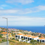 Maison T3 à Cristo Rei, Caniço