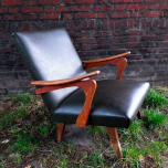 Sélection de fauteuils design et vintage, chinés et entièrement restaurés