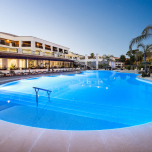 Algarve, Quinta do Lago, 1, 2 and 3 bedroom apartments set in a luxury Resort