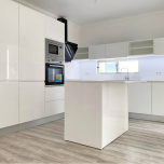 Modern apartment T2 located in Estrada Monumental, Funchal