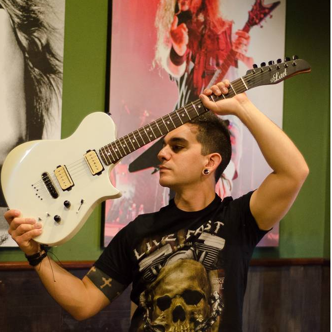 DeLaet Julie Spicy Guitar