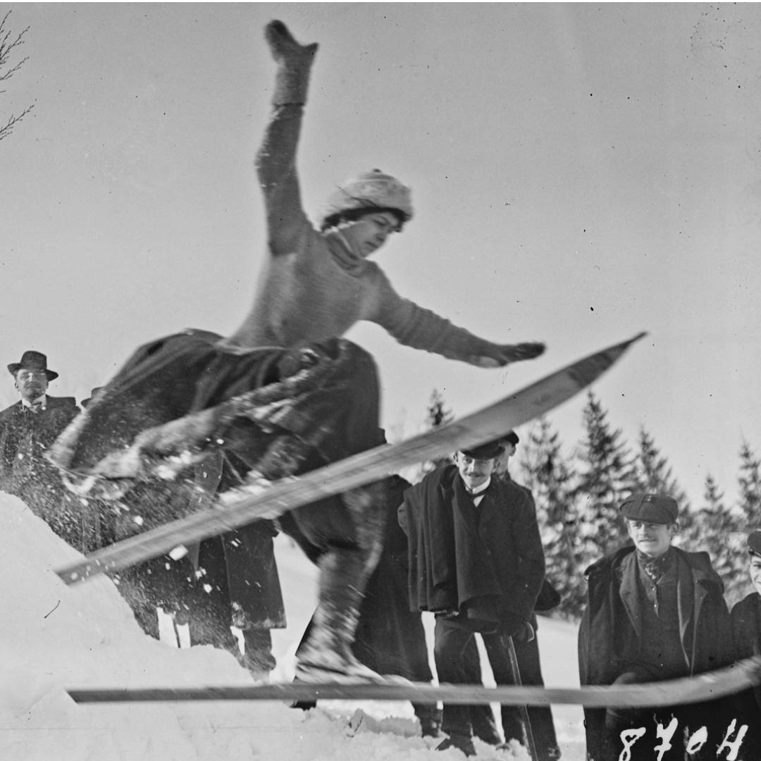 THE FABULOUS HISTORY OF SKIING