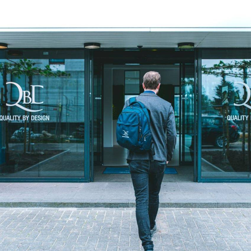 Validation & qualification consultant