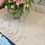 Actress, Singer and Presenter Amanda Holden Chooses Dekton for Kitchen Design