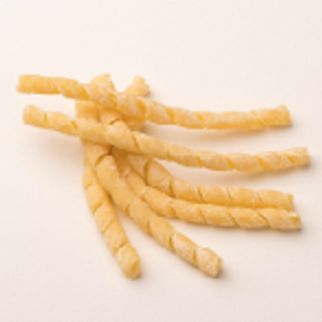 Pasta (7+ dry SKUs, 20+ fresh or frozen SKUs, 5+ organic dry SKUs) — usually in 500g packs, also for food service