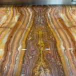 Red onyx worktop for Michelin-starred restaurant Pétrus