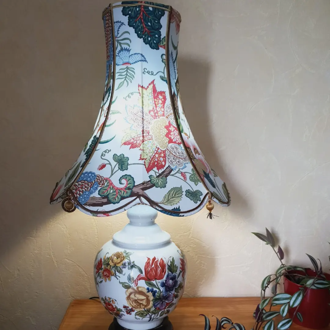 Abat-jour pagode, carré alsacien, dôme, cône, carré espagnol... sur mesure