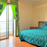 Penthouse T3 in the Fórum zone, São Martinho