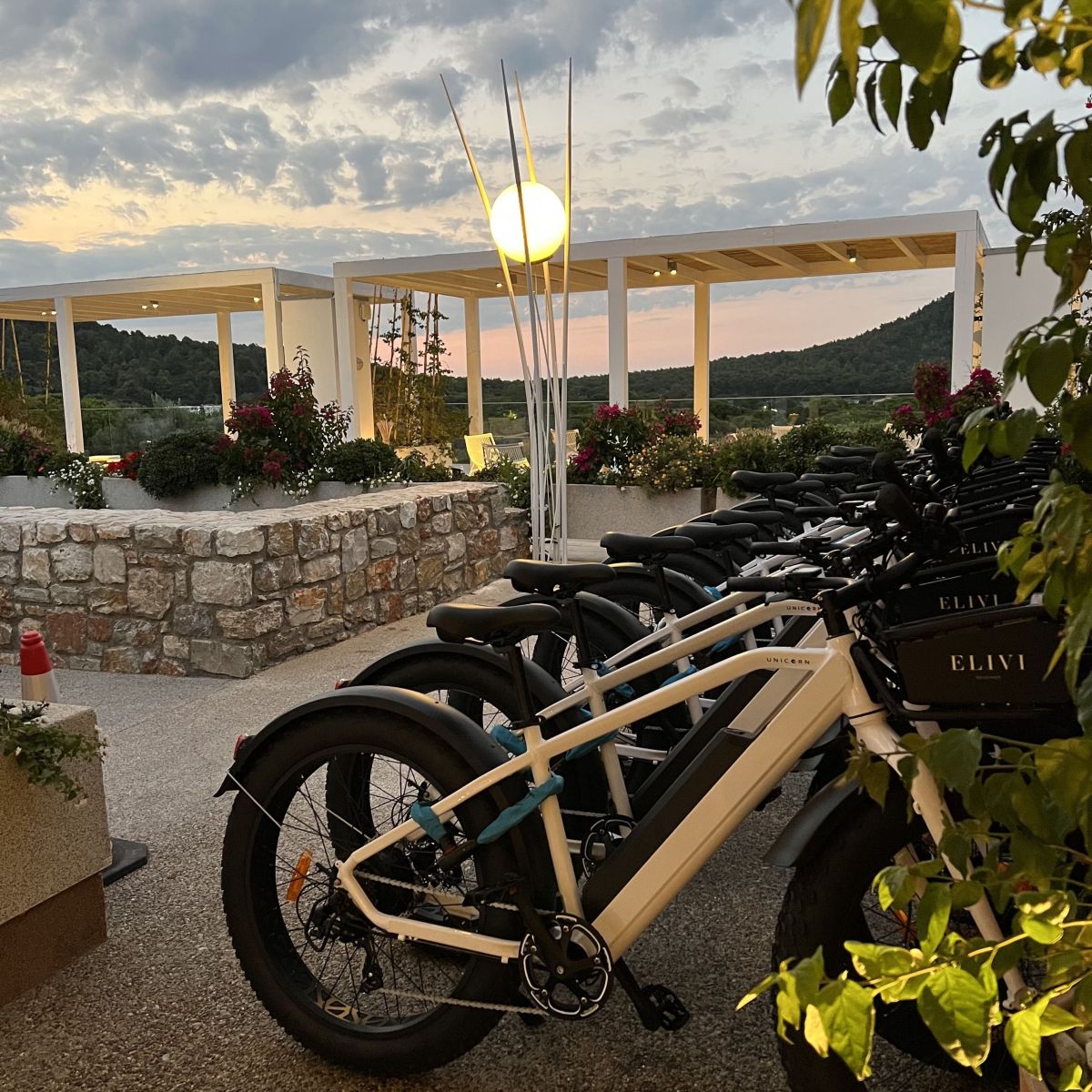 Un servizo e-bike all-inclusive per la tua struttura