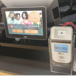 SR300 / SR300 with camera reduce lines in retail shop cashier counters