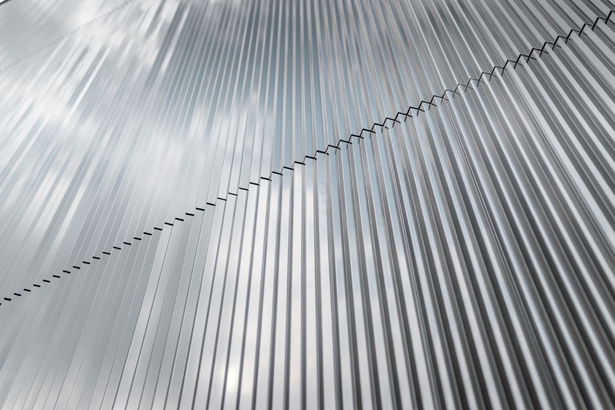 PREFA Anodised serrated profile