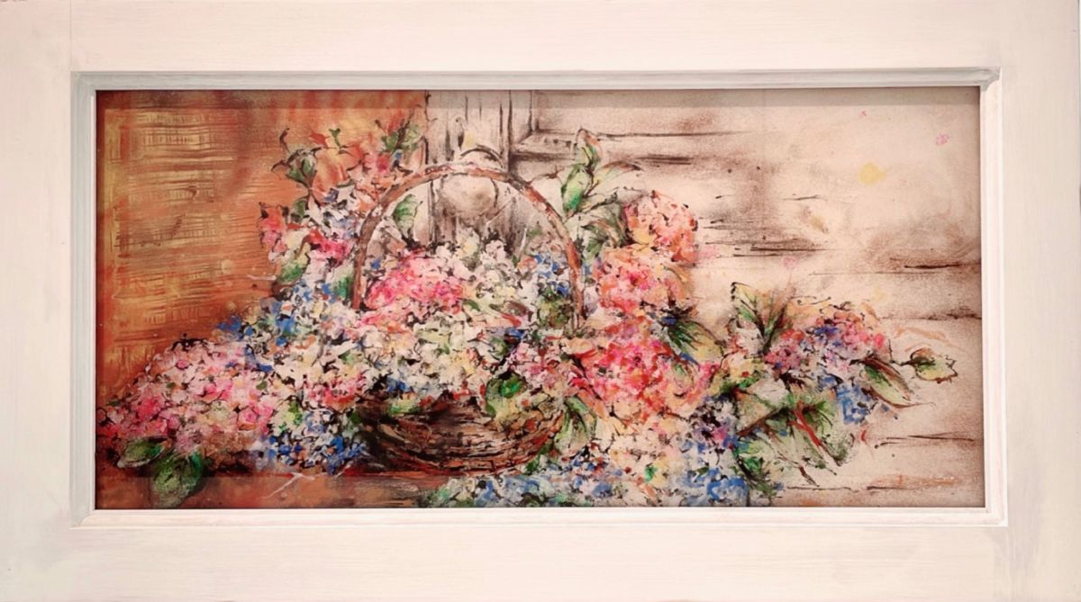 Basket Flowers / ABLOOM GROUP