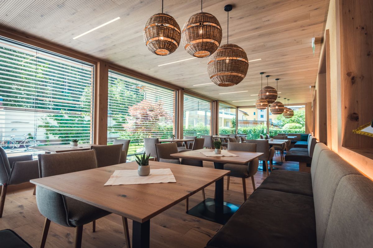 ADMONTER ACOUSTICS LINEAR