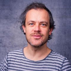 Prof. Dr.med PhD Valentin Riedl