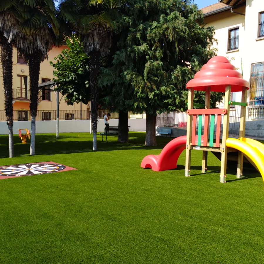 Erba sintetica per aree playground