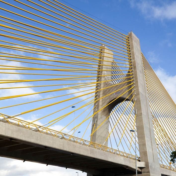 Cordoalhas nuas e engraxadas