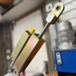 CUSTOM HYDRAULIC LOCKING CYLINDER : Design and production for your lap bars