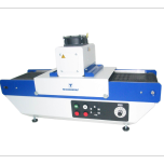 Matériel pour la préparation des écrans de sérigraphie