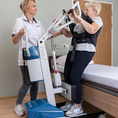 Esense Rise stand up lift with intuitive drive support