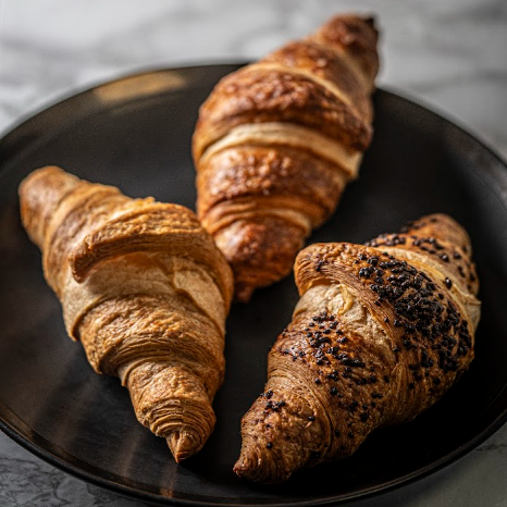 CROISSANT MELANGE ALBICOCCA, CREMA E CACAO E NOCCIOLA
