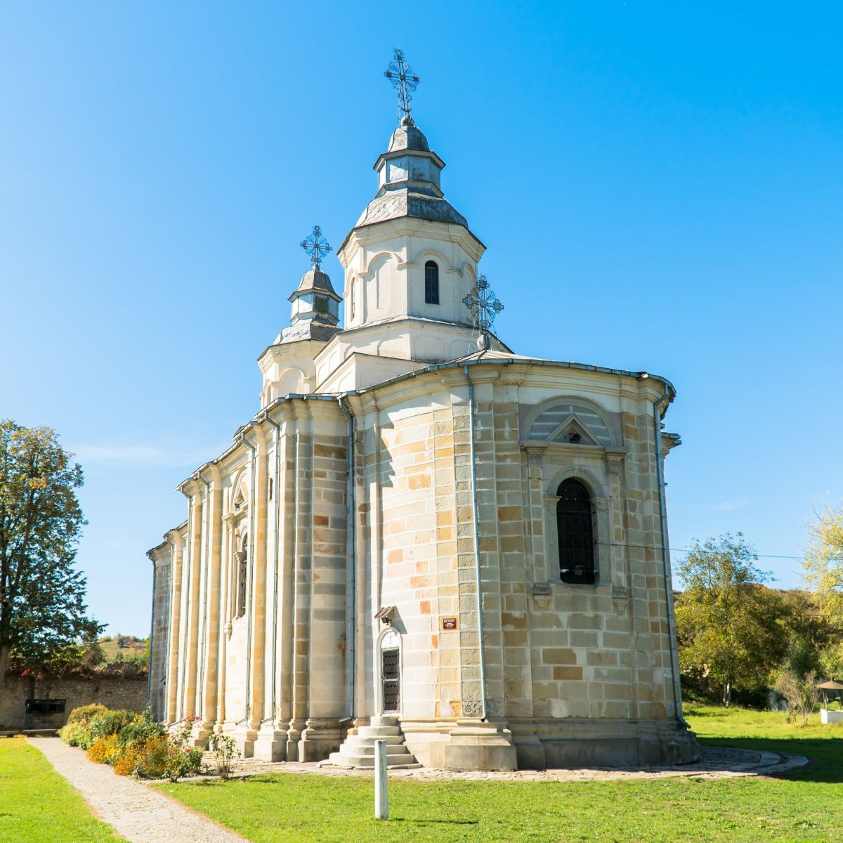 SERVIZIO PUBBLICO PROVINCIALE PER LA PROMOZIONE DEL TURISMO E COORDINAMENTO DELL'ATTIVITÀ SALVAMONT BACAU