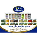 Tomates, cremes e legumes em conserva.