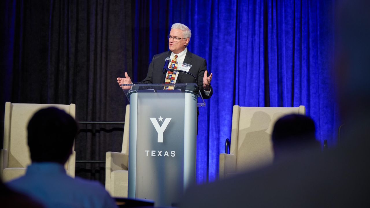 THE STORY OF BLUE BELL CREAMERIES (by Ricky Dickson, Retired CEO and best-selling author of One Scoop at a Time)
