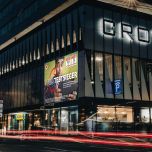 Giant Digital Walls - Düsseldorfs größte Bühne.