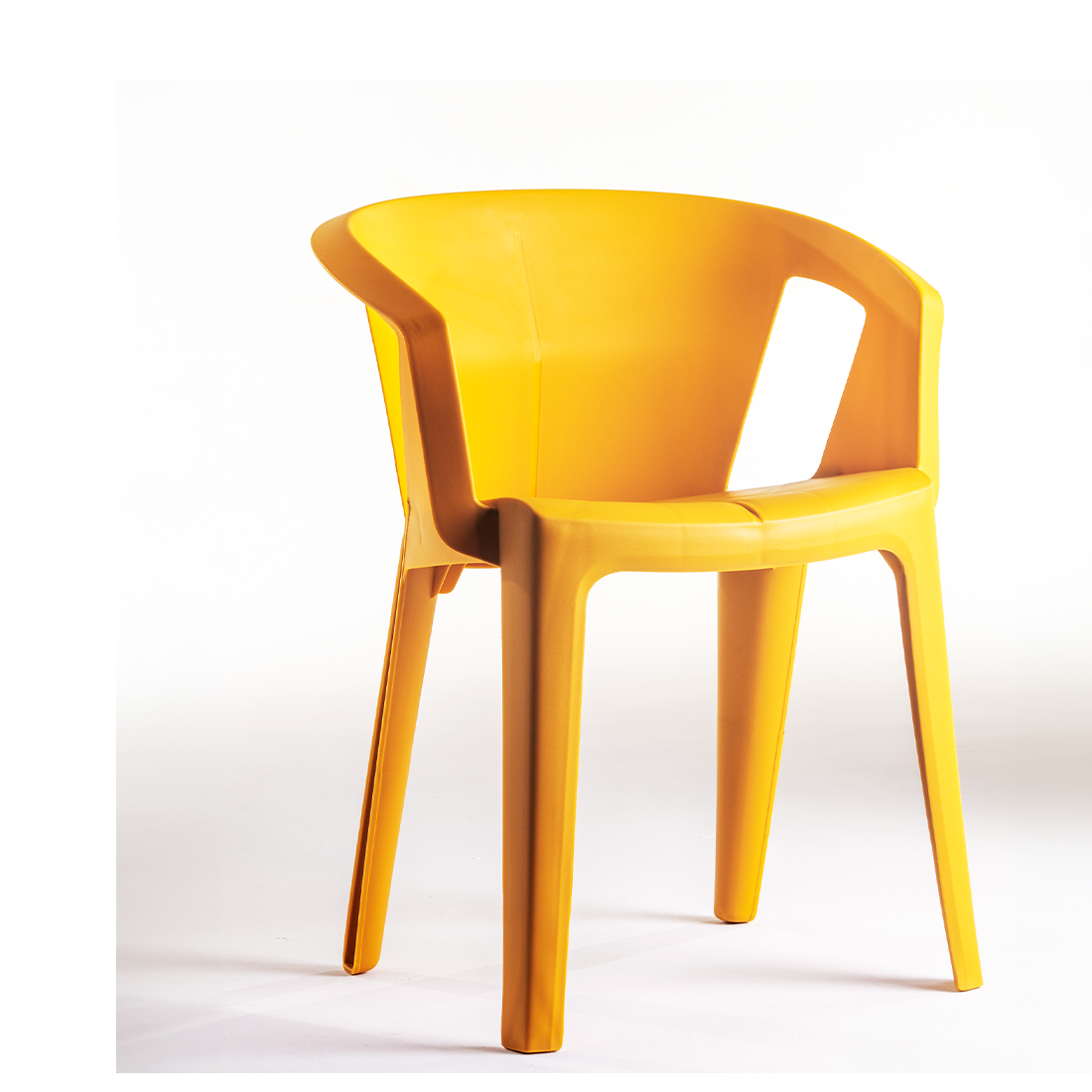 Cadeira Una - By Guto Indio da Costa