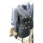 offriamo abbigliamento per il settore alberghiero-ristorazione e per i saloni di bellezza