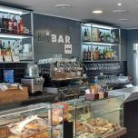 arredamenti e banchi bar e ristoranti