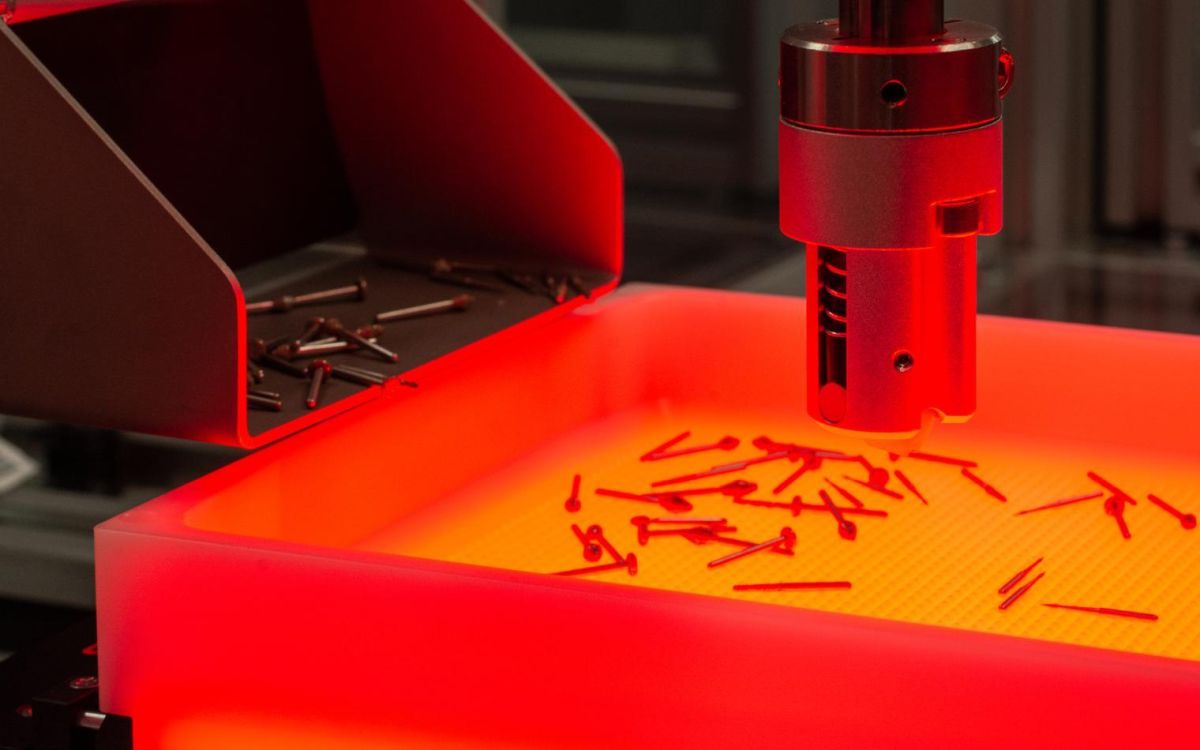 Robotic Kitting & Assembly