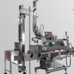LINEAR AUTOMATIC CAPPING MACHINE FOR VACUUM SEALING