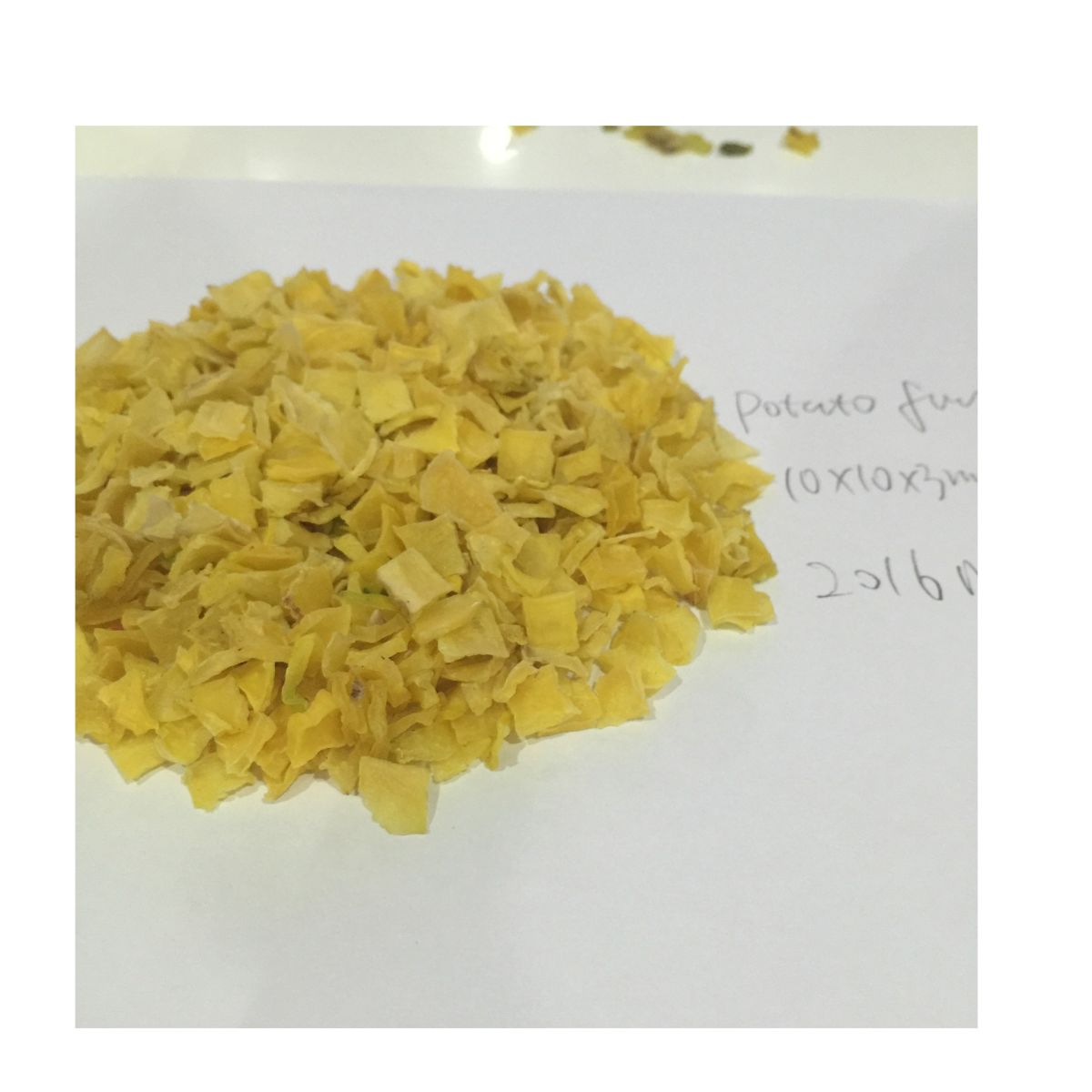 dehydrated yellow potato flakes 10*10*3mm