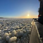 Icebreaker cruise by Arktis