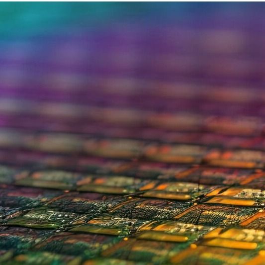 Hybrid Bonding with integrated CMOS