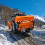 Winter salt spreader IceTiger